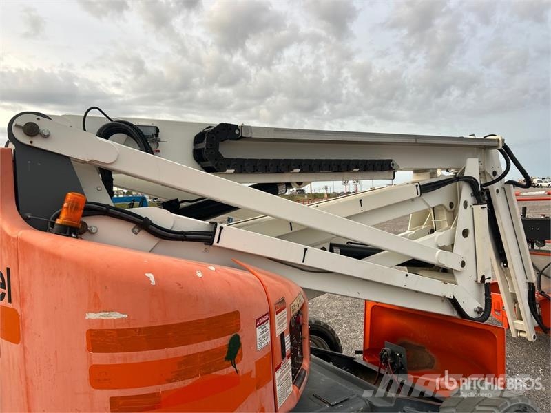 Snorkel A46JE 2WD Electric Articulating Boom Lift (Inopera Articulated boom lifts