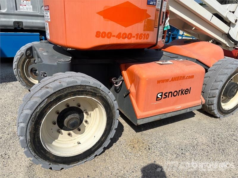Snorkel A46JE 2WD Electric Articulating Boom Lift Articulated boom lifts