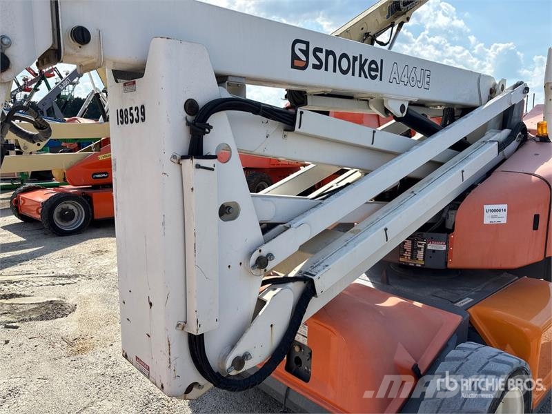 Snorkel A46JE 2WD Electric Articulating Boom Lift Articulated boom lifts