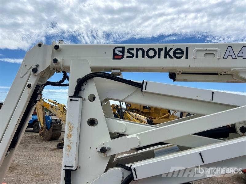 Snorkel A46JRT 2WD Diesel Articulating Boom Lift Iseliikuvad poomtõstukid
