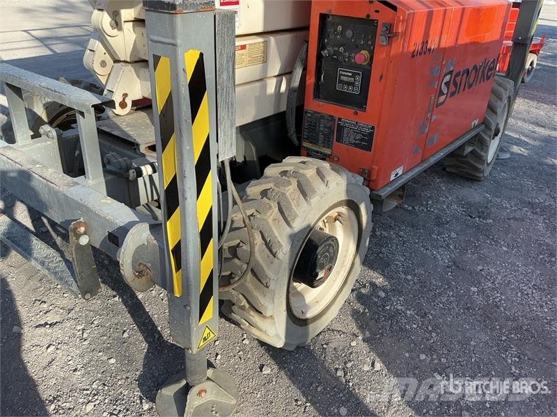 Snorkel S2770RT Diesel Scissor Lift Scissor lifts
