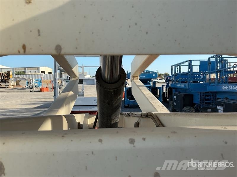 Snorkel S2770RT Diesel Scissor Lift Scissor lifts