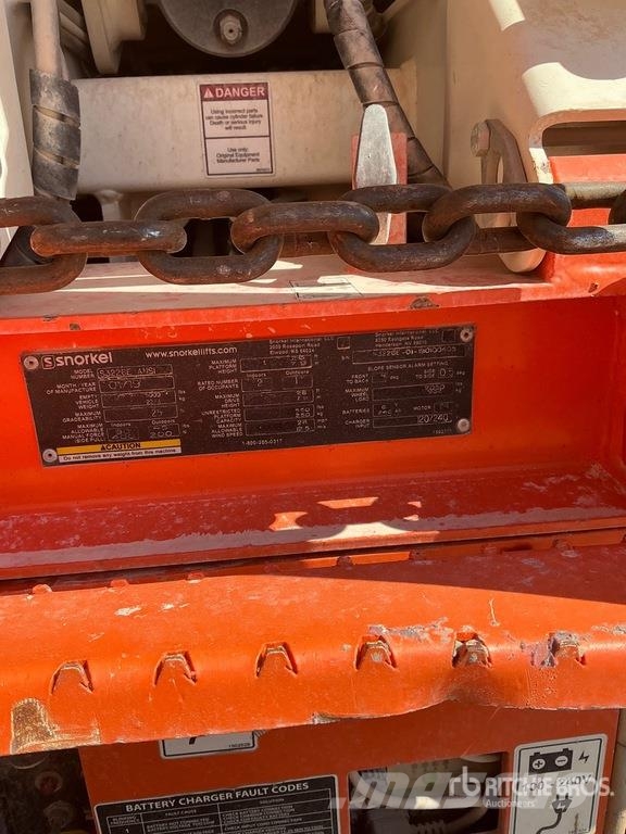 Snorkel S3226E Scissor Lift Scheren-Arbeitsbühnen