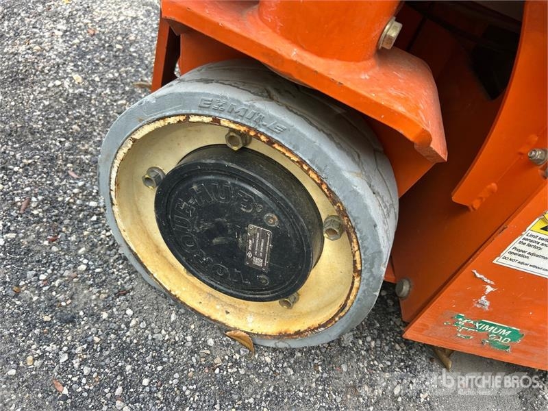 Snorkel TM12E Vertical Mast Lift Personenaufzüge