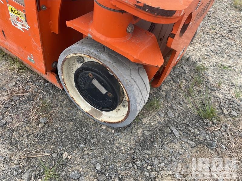 Snorkel TM12E Vertical Mast Lift Vertikaalsed mast tõstukid