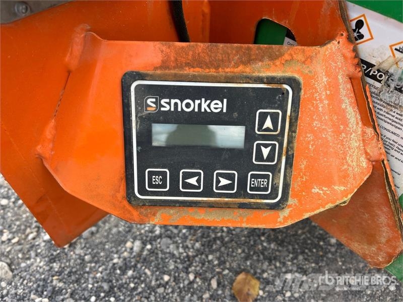 Snorkel TM12E Vertical Mast Lift Personenaufzüge