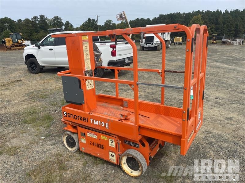 Snorkel TM12E Vertical Mast Lift Vertikaalsed mast tõstukid