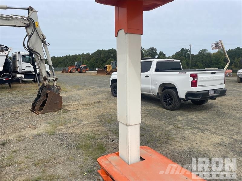 Snorkel TM12E Vertical Mast Lift Vertikaalsed mast tõstukid
