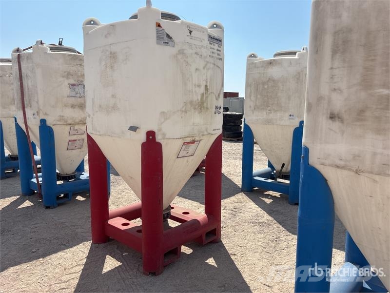 Snyder Flowmaster Plastic Hopper ماكينات زراعية - غير ذلك