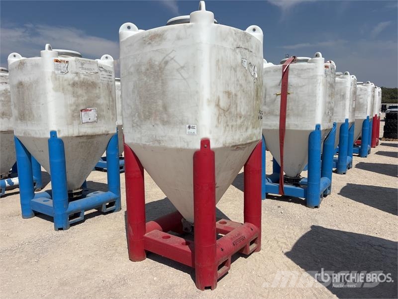 Snyder Flowmaster Plastic Hopper ماكينات زراعية - غير ذلك