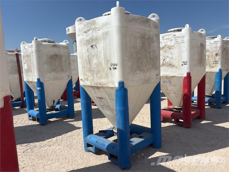 Snyder Flowmaster Plastic Hopper ماكينات زراعية - غير ذلك