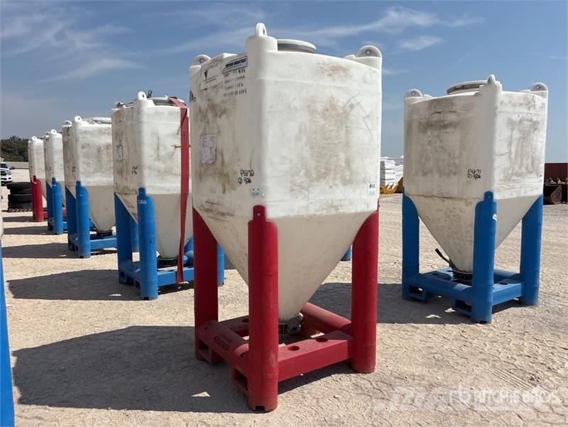 Snyder Flowmaster Plastic Hopper ماكينات زراعية - غير ذلك