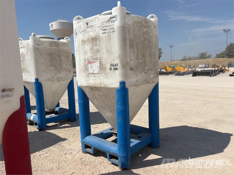 Snyder Flowmaster Plastic Hopper ماكينات زراعية - غير ذلك
