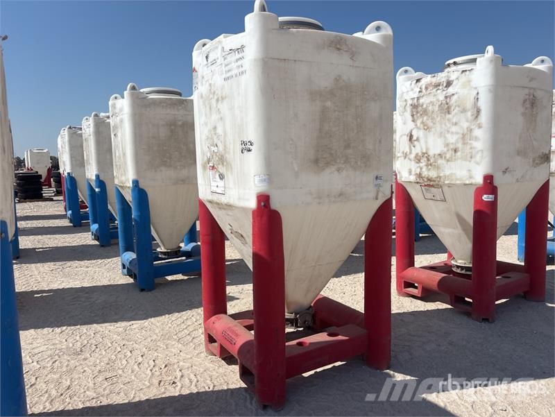 Snyder Flowmaster Plastic Hopper ماكينات زراعية - غير ذلك