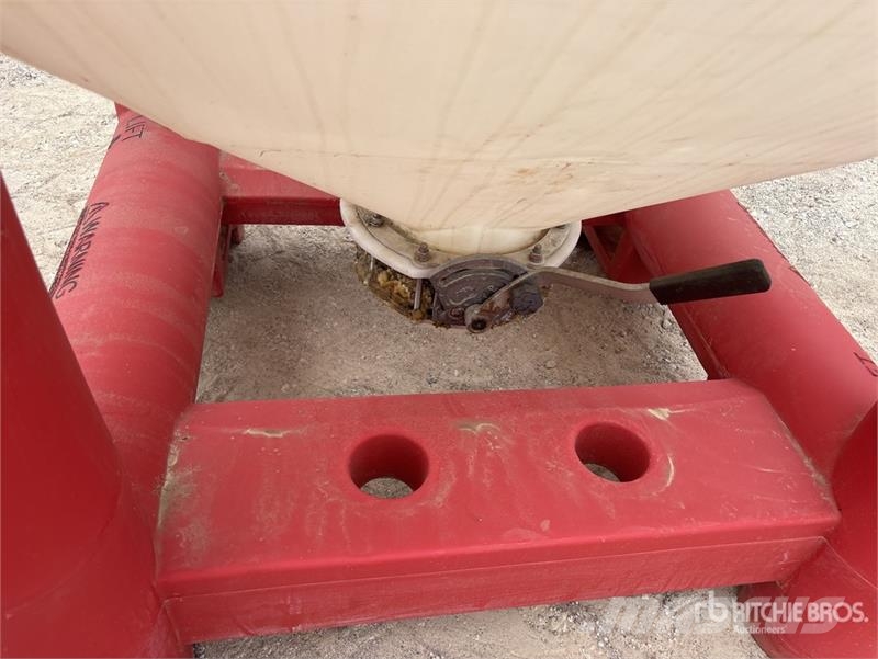 Snyder Flowmaster Plastic Hopper Otra maquinaria agrícola