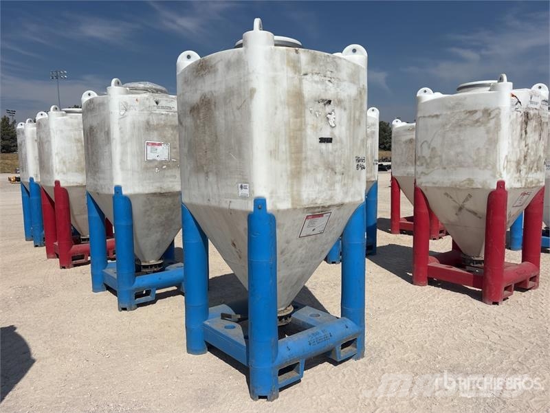 Snyder Flowmaster Plastic Hopper ماكينات زراعية - غير ذلك