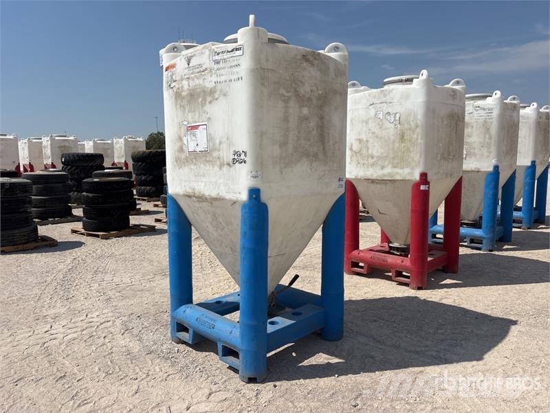 Snyder Flowmaster Plastic Hopper ماكينات زراعية - غير ذلك