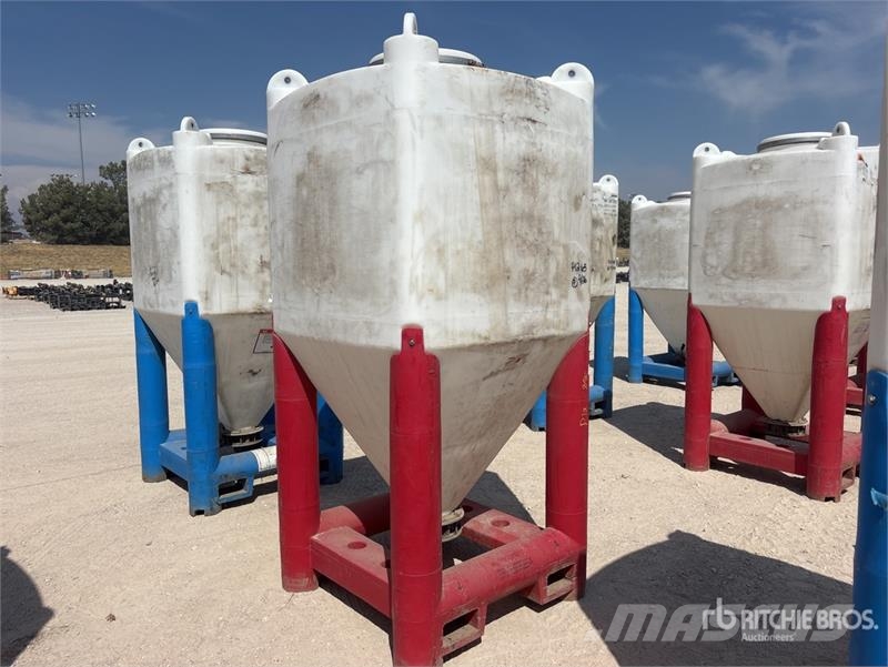 Snyder Flowmaster Plastic Hopper ماكينات زراعية - غير ذلك
