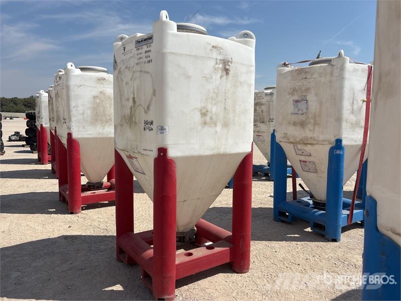 Snyder Flowmaster Plastic Hopper ماكينات زراعية - غير ذلك