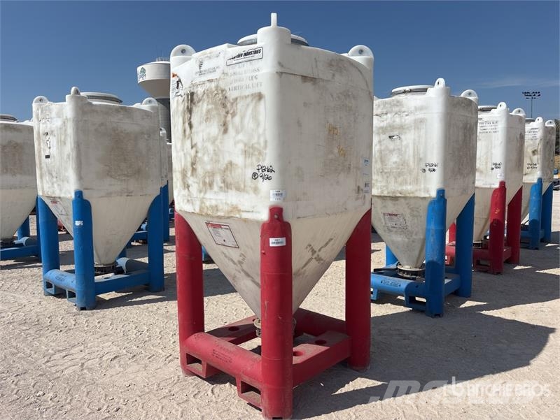 Snyder Flowmaster Plastic Hopper ماكينات زراعية - غير ذلك