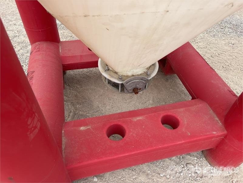 Snyder Flowmaster Plastic Hopper Otra maquinaria agrícola