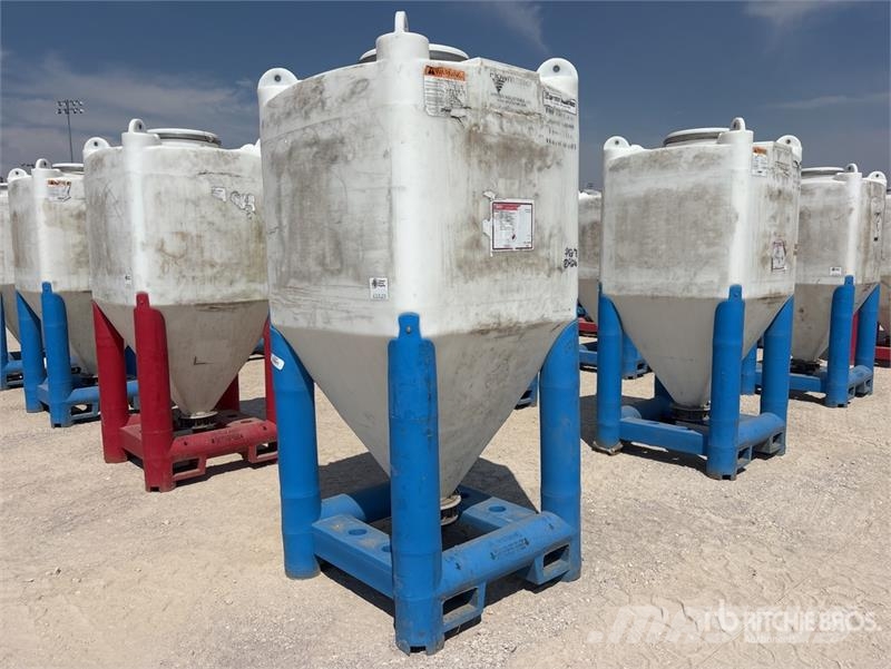 Snyder Flowmaster Plastic Hopper ماكينات زراعية - غير ذلك
