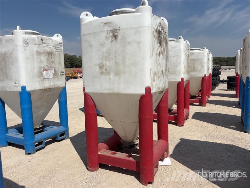 Snyder Flowmaster Plastic Hopper ماكينات زراعية - غير ذلك