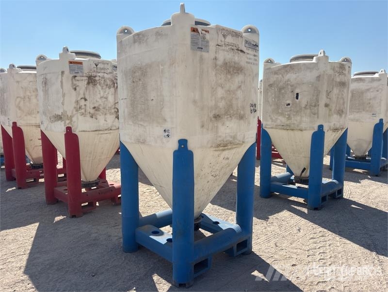 Snyder Flowmaster Plastic Hopper ماكينات زراعية - غير ذلك