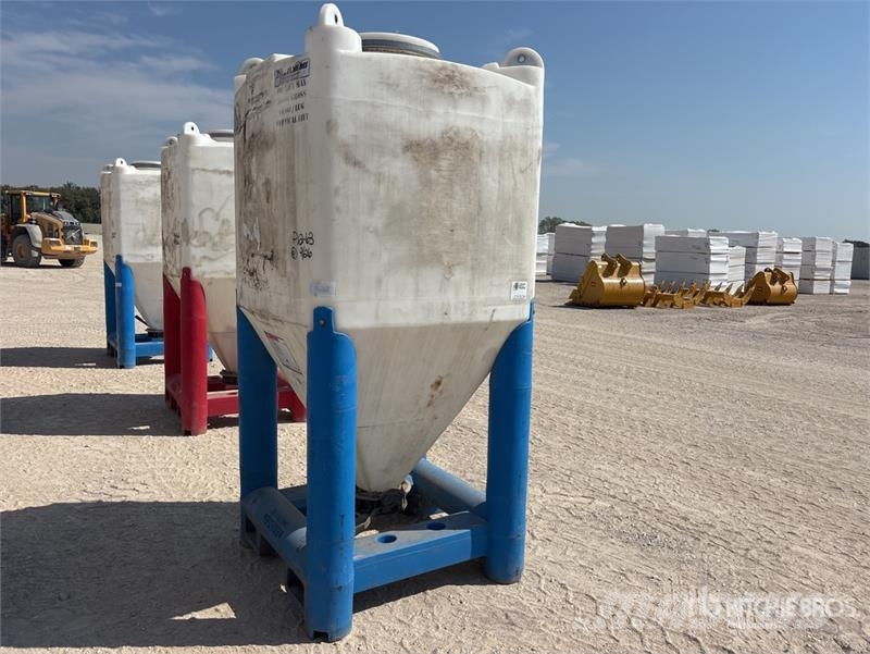 Snyder Flowmaster Plastic Hopper ماكينات زراعية - غير ذلك