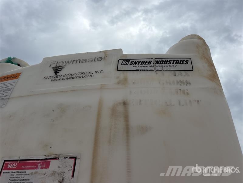 Snyder Flowmaster Plastic Hopper Otra maquinaria agrícola