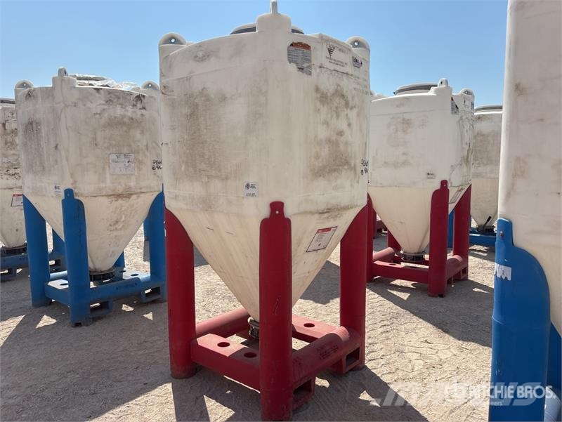 Snyder Flowmaster Plastic Hopper ماكينات زراعية - غير ذلك