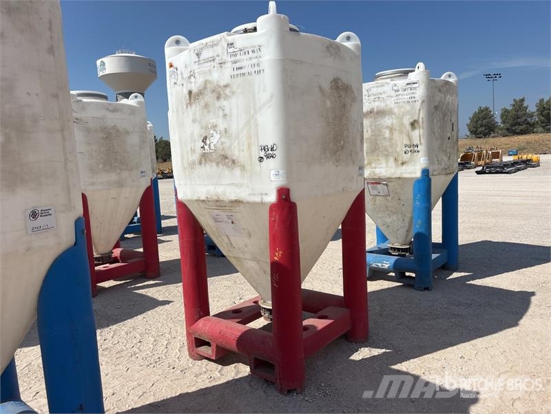 Snyder Flowmaster Plastic Hopper ماكينات زراعية - غير ذلك