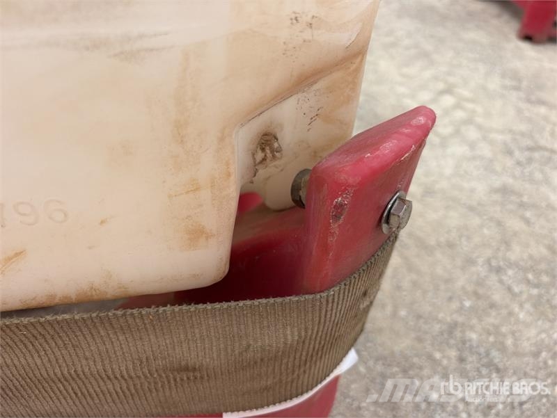 Snyder Flowmaster Plastic Hopper Otra maquinaria agrícola