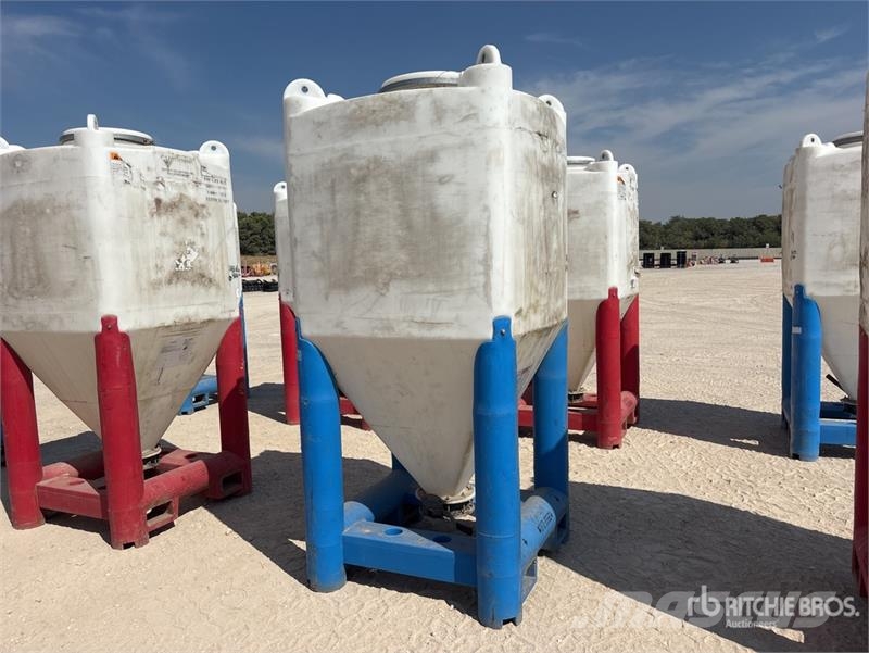 Snyder Flowmaster Plastic Hopper ماكينات زراعية - غير ذلك