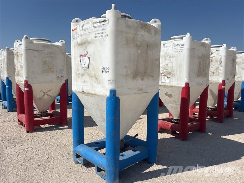 Snyder Flowmaster Plastic Hopper ماكينات زراعية - غير ذلك