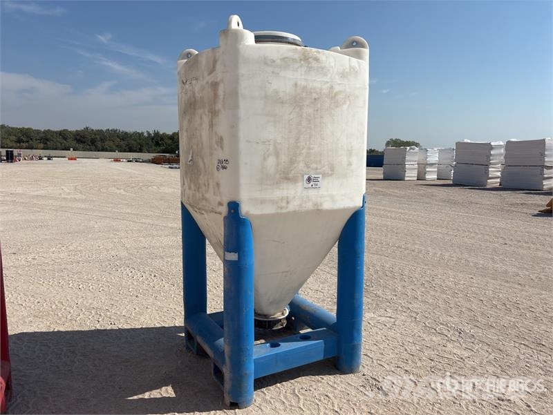 Snyder Flowmaster Plastic Hopper ماكينات زراعية - غير ذلك
