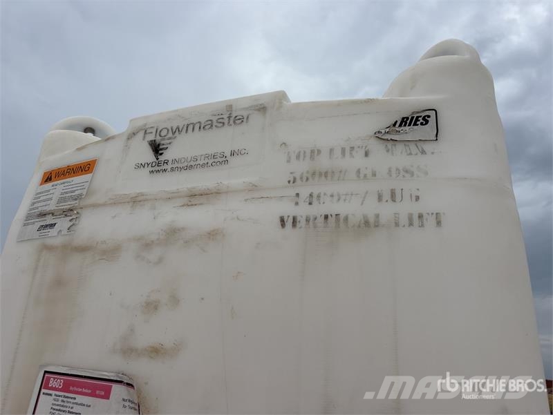 Snyder Flowmaster Plastic Hopper Otra maquinaria agrícola