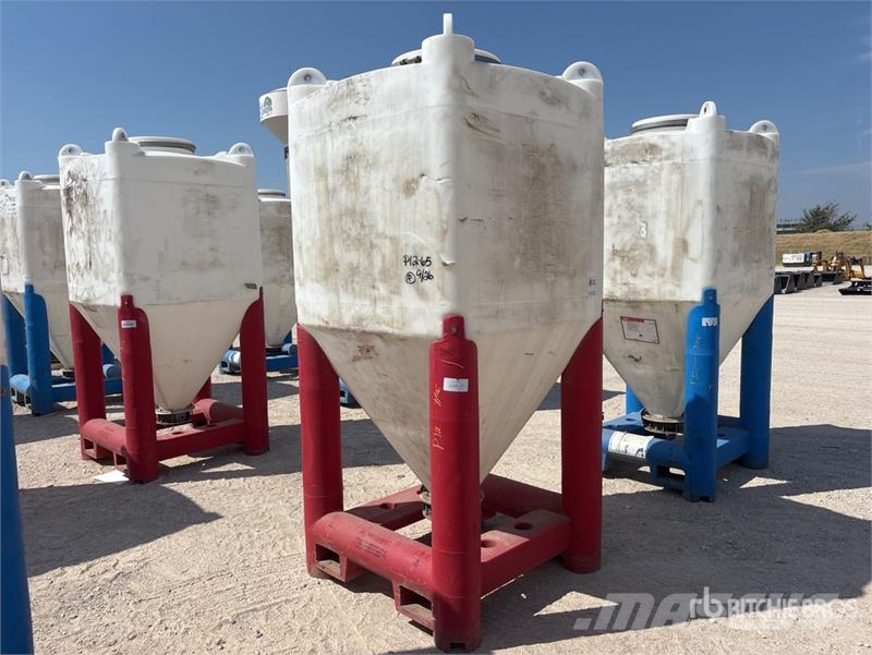 Snyder Flowmaster Plastic Hopper ماكينات زراعية - غير ذلك