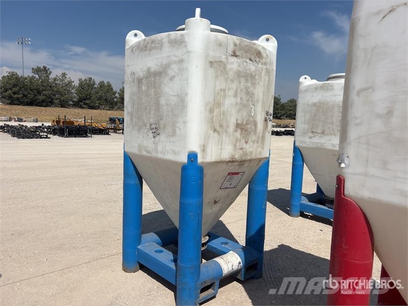 Snyder Flowmaster Plastic Hopper ماكينات زراعية - غير ذلك