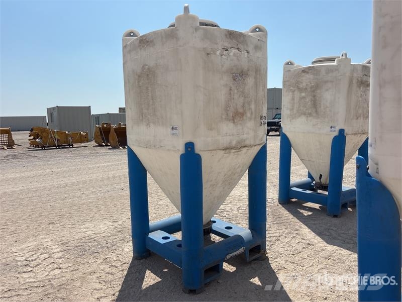 Snyder Flowmaster Plastic Hopper ماكينات زراعية - غير ذلك