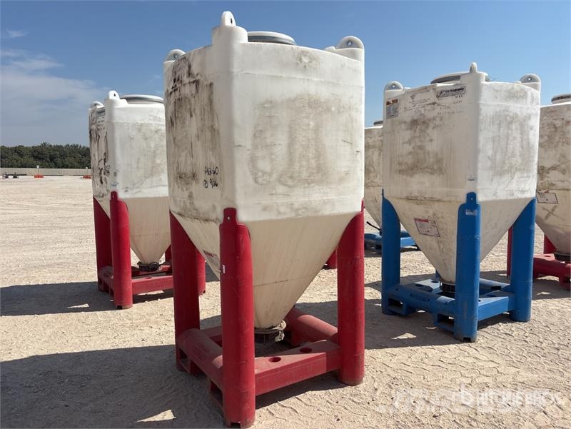 Snyder Flowmaster Plastic Hopper ماكينات زراعية - غير ذلك
