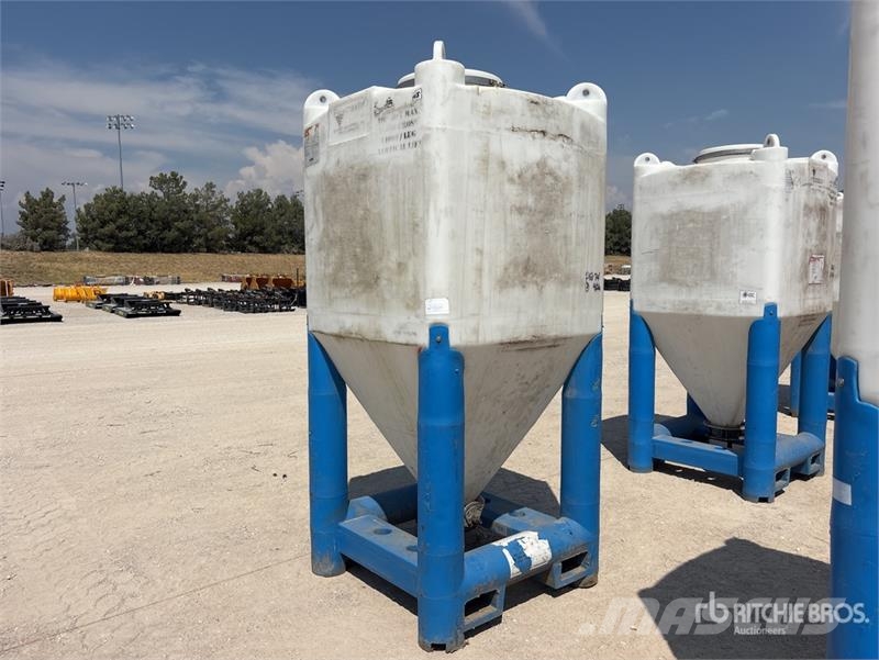 Snyder Flowmaster Plastic Hopper ماكينات زراعية - غير ذلك