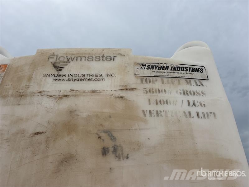 Snyder Flowmaster Plastic Hopper Otra maquinaria agrícola