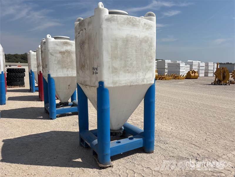 Snyder Flowmaster Plastic Hopper ماكينات زراعية - غير ذلك