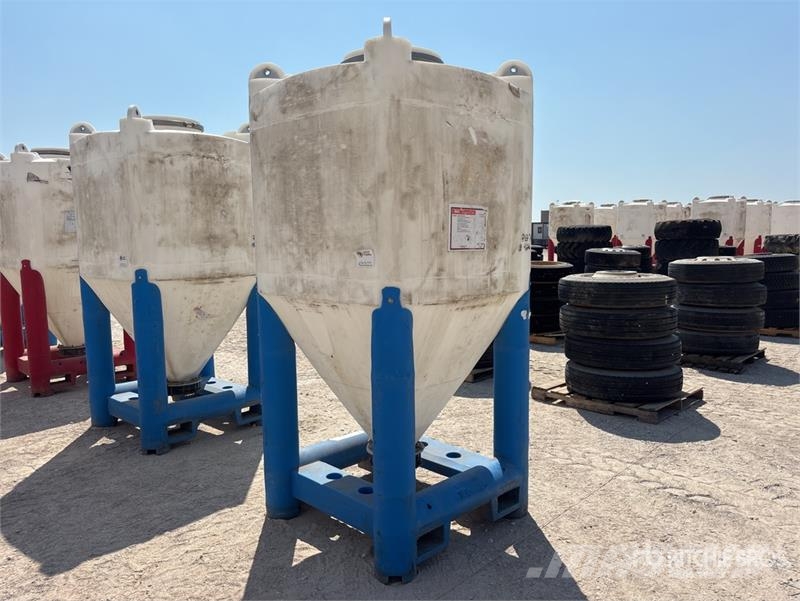 Snyder Flowmaster Plastic Hopper ماكينات زراعية - غير ذلك