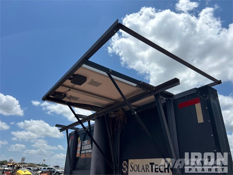 SOLAR TECH Silent Messenger Kiti kelių tiesimo įrengimai