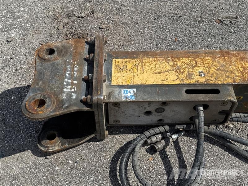 Soosan SQ43 15 in Hydraulic Breaker Гидромолоты