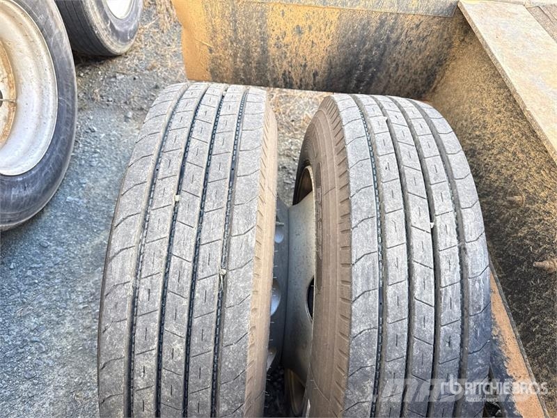  SouthAg Manufacturing DG35 T/A Removable Gooseneck 低架裝載車