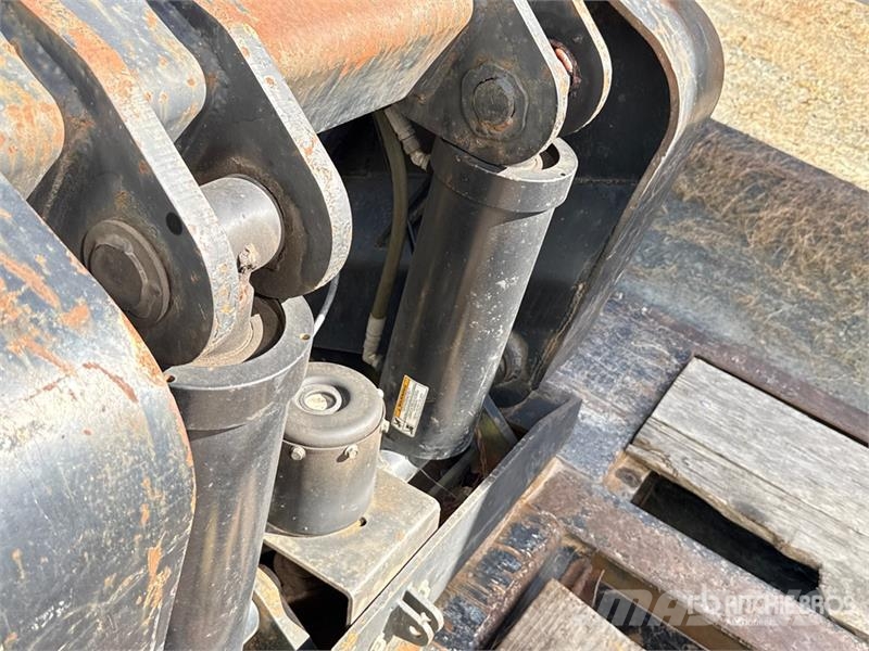  SouthAg Manufacturing DG35 T/A Removable Gooseneck 低架裝載車