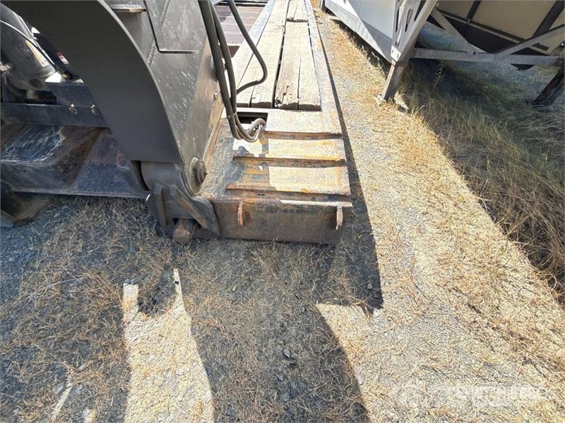  SouthAg Manufacturing DG35 T/A Removable Gooseneck 低架裝載車